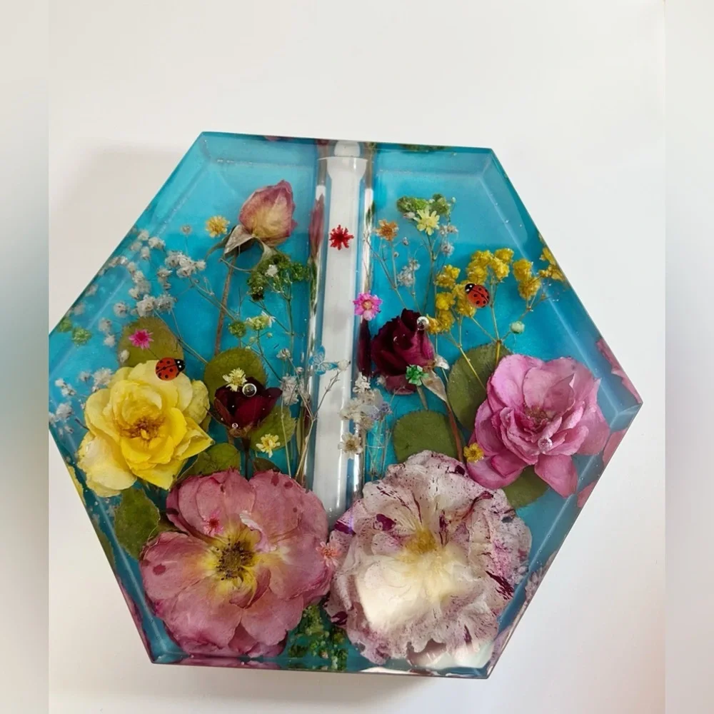 Real Dried Flower Resin Vase